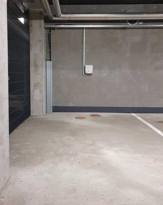New Studio Apartment With Free Parking 库奥皮奥 外观 照片